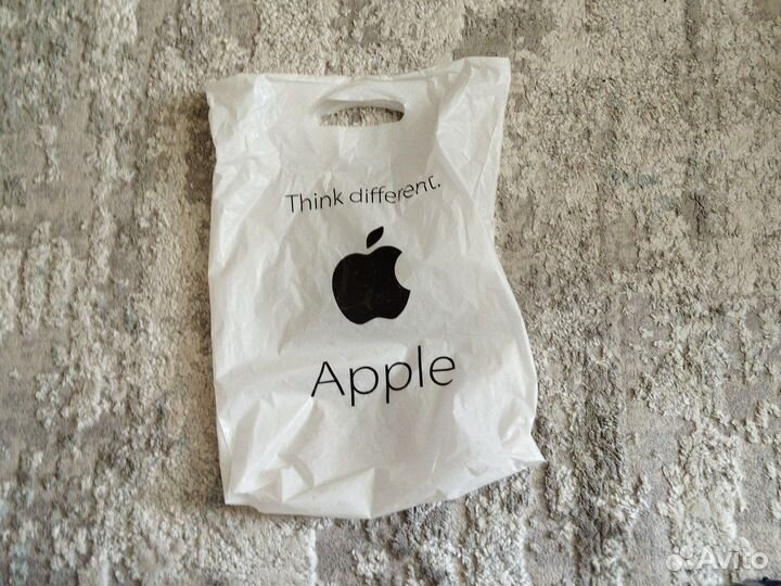 Подарочный пакет Apple