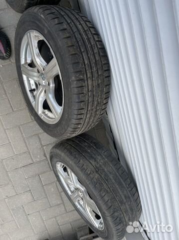 Nokian Tyres Hakka Sipe WR 225/55 R16