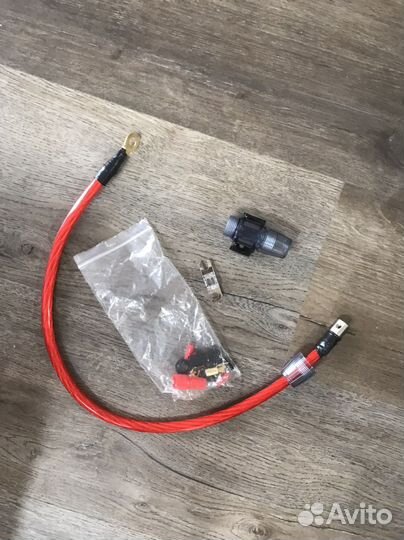 Комплект кабелей для подключения автозвука