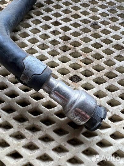 Топливный шланг Volkswagen Passat B6 2.0