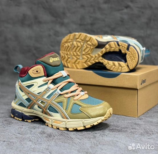 Кроссовки Asics зимние