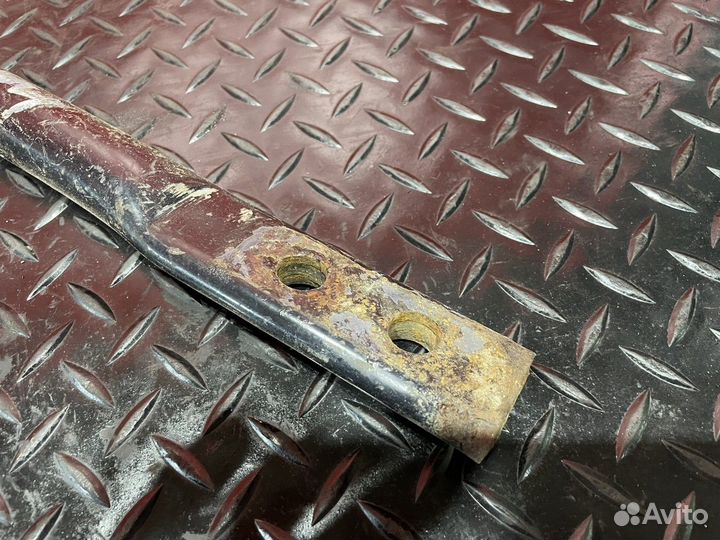 Кронштейн глушителя