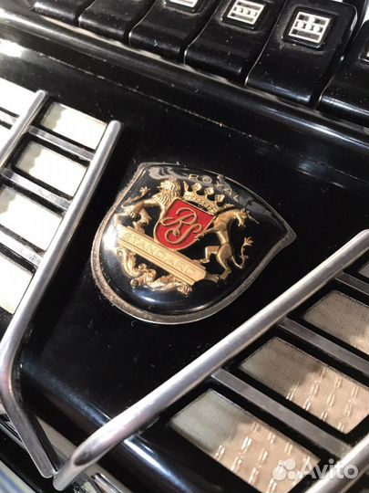 Аккордеон Royalstandard Montana