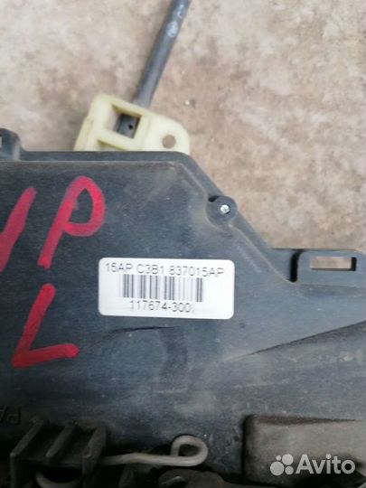 Замок двери Шкода Октавия тур а4