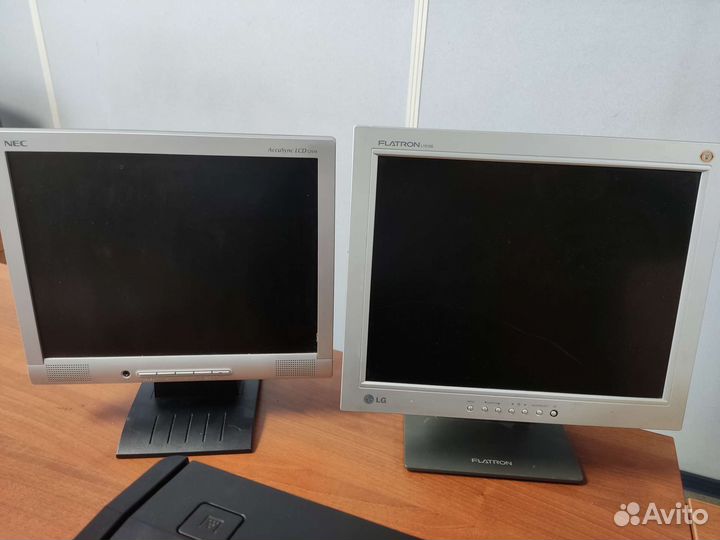 Монитор 15 дюймов