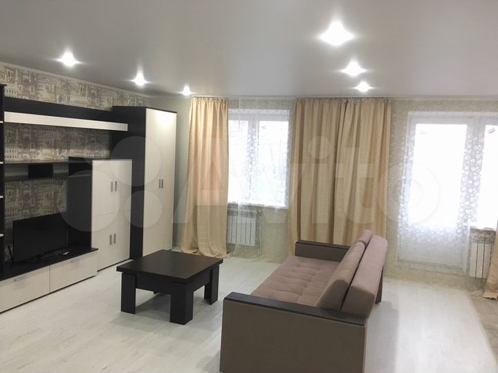 Квартира-студия, 42,7 м², 1/7 эт.