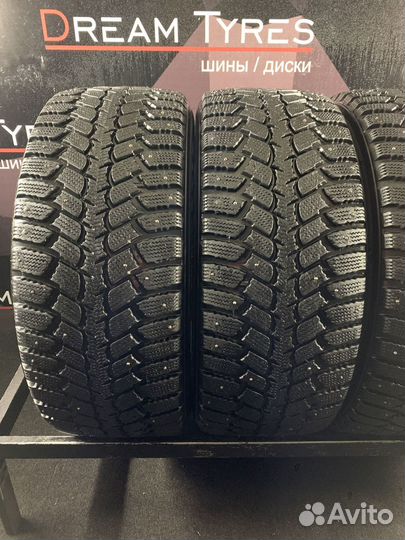 Kumho I'Zen Wis KW19 235/55 R17