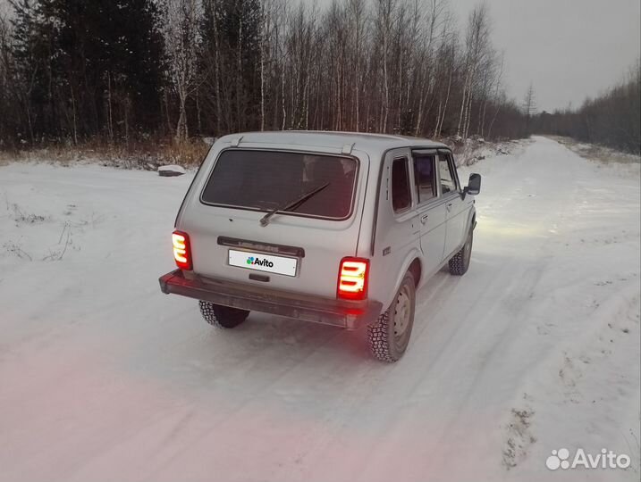 LADA 4x4 (Нива) 1.7 МТ, 2009, 151 400 км
