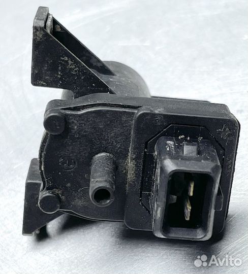 Клапан Пежо 607 2003г 2.2л 98кВт дизель седан МКПП