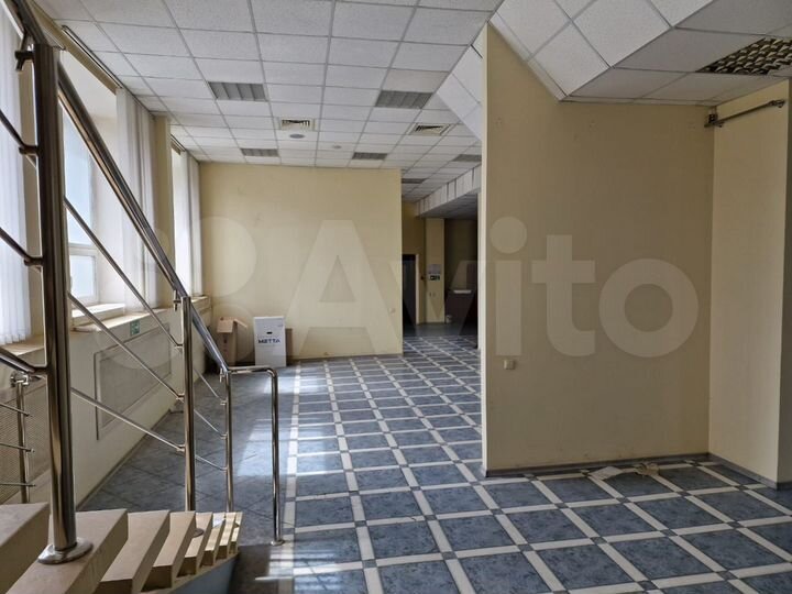 Свободного назначения, 400 м²