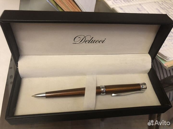 Ручка шариковая Delucci/в футляре