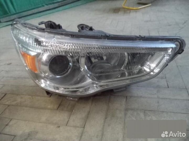 Фара правая Mitsubishi ASX