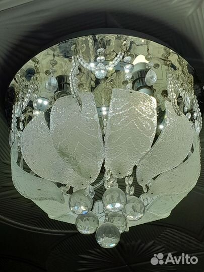 Люстра с пультом