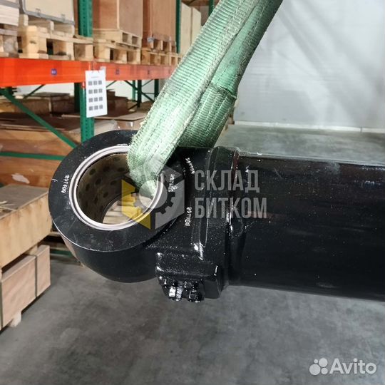 Гидроцилиндр стрелы Caterpillar 329DL