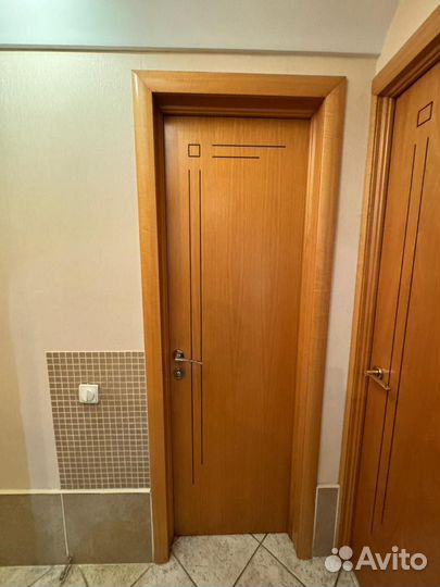 Двери межкомнатные с коробкой деревянные