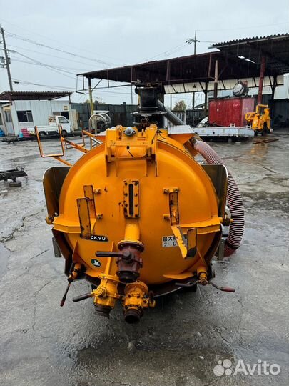 Бочка илососа с вакуумной установкой hino Ranger F