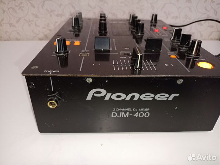 Микшерный пульт Djm