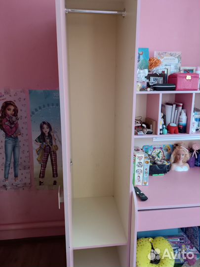 Стол со шкафом