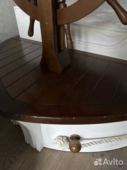 Эксклюзивная мебель из массива для детской комнаты