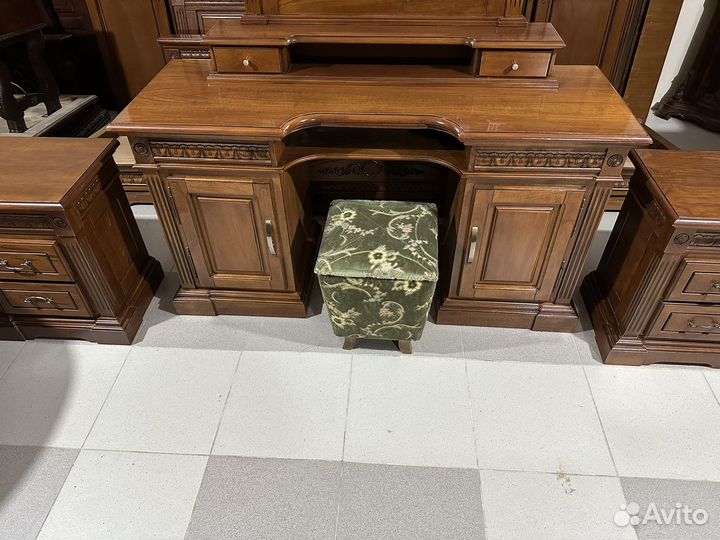 Румынская спальня Венеция