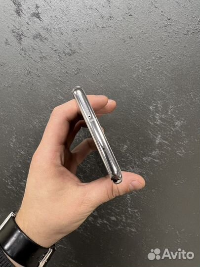 Samsung Galaxy S10, 8/128 ГБ