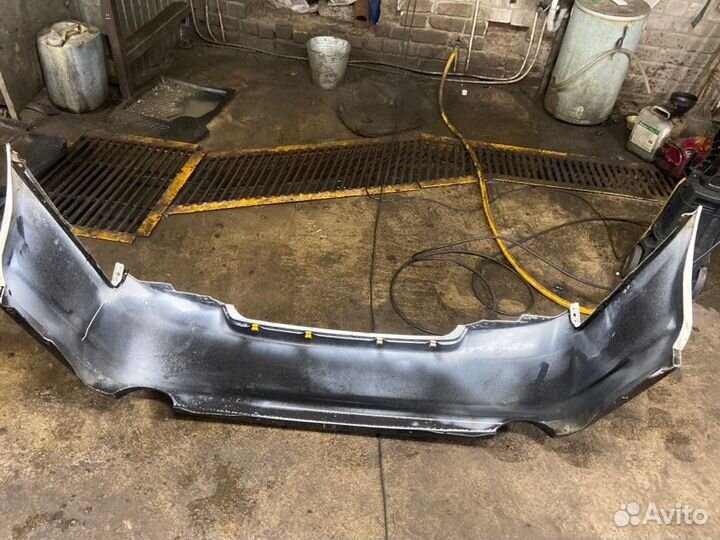 Бампер задний Nissan Fuga Y50 VQ35DE 2006