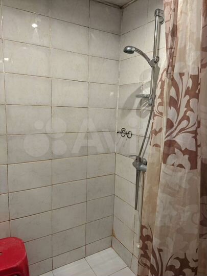 Комната 14 м² в > 9-к., 3/5 эт.