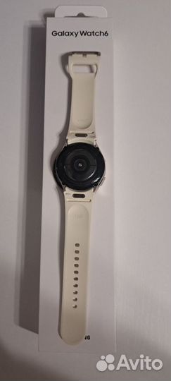 Смарт-часы Samsung Galaxy Watch 6