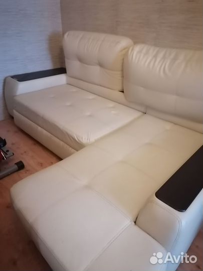 Угловой диван