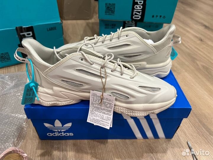 Кроссовки adidas