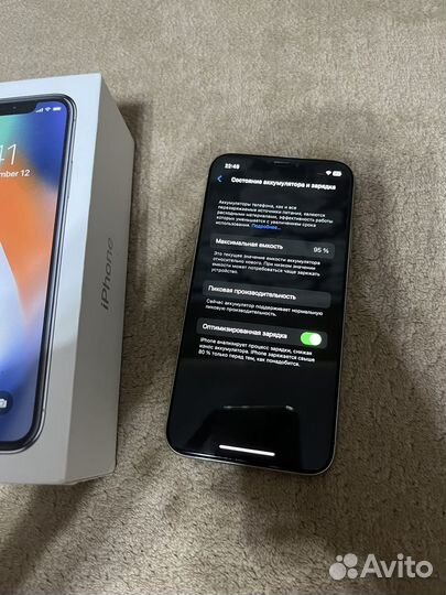 iPhone X, 64 ГБ