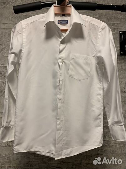 Продам рубашку на мальчика