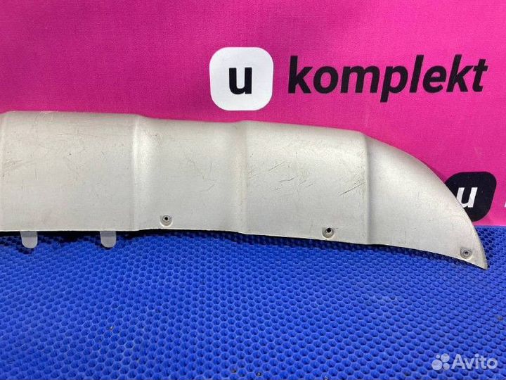 Накладка переднего бампера