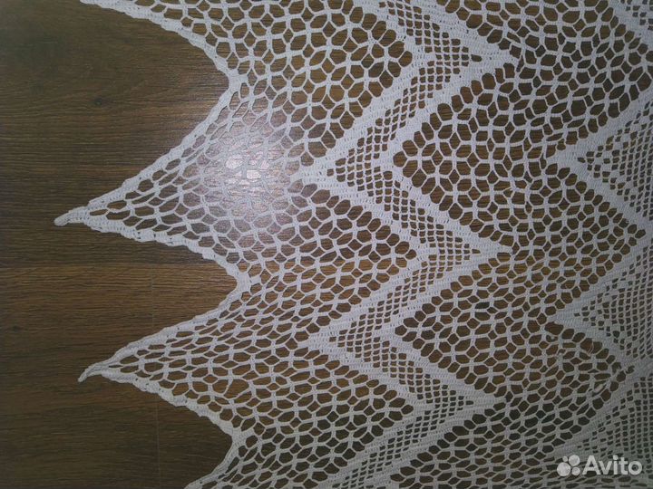 Рукоделие из ниток.Вязаный подузорник 40см *200 см
