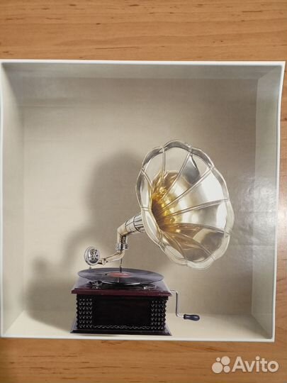 Наклейки на стену в детскую и кухню