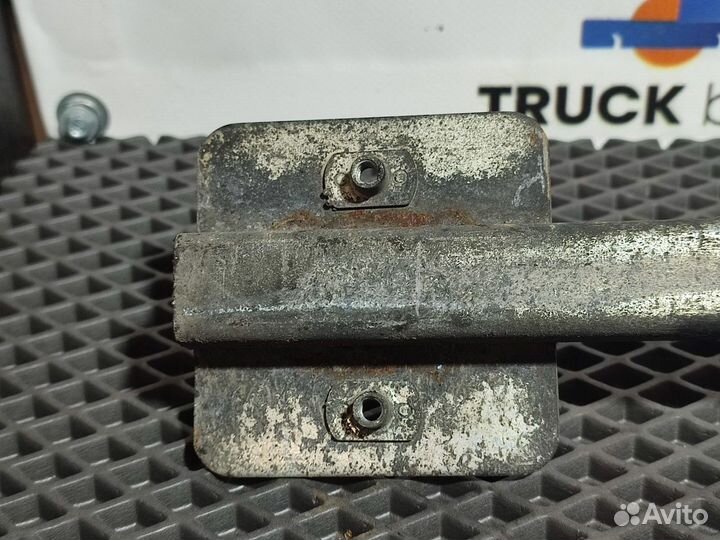 1297302 Кронштейн продолжения двери левой