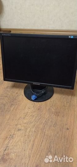 Монитор samsung
