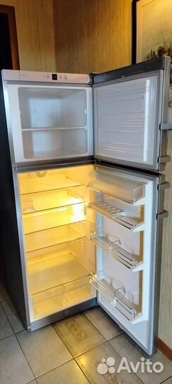 Холодильник бу liebherr