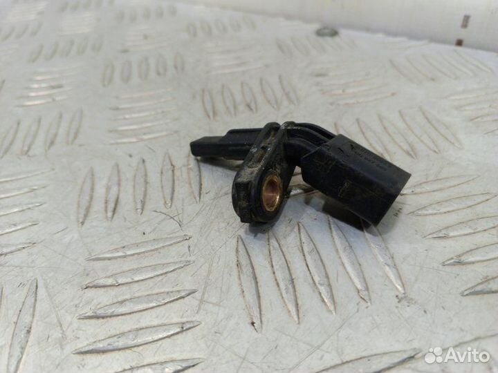 Датчик ABS передний Volkswagen Passat B6 1.8 CDA