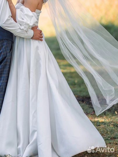 Платье свадебное