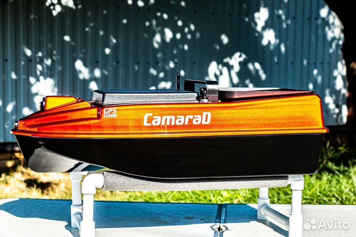 Прикормочный кораблик CamaraD atom V2