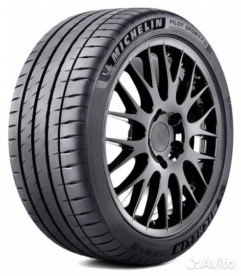 Michelin Pilot Sport 4 225/45 R17