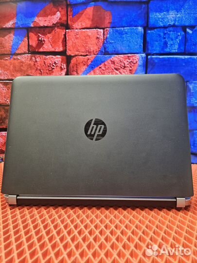 Мини ноутбук HP i3