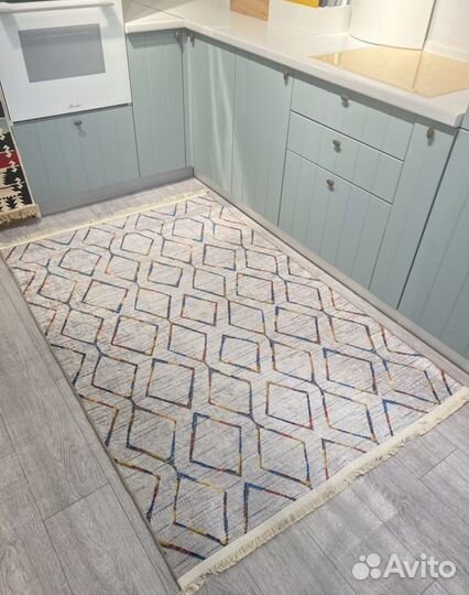 Ковёр новый 160*230 безворсовый шикарный