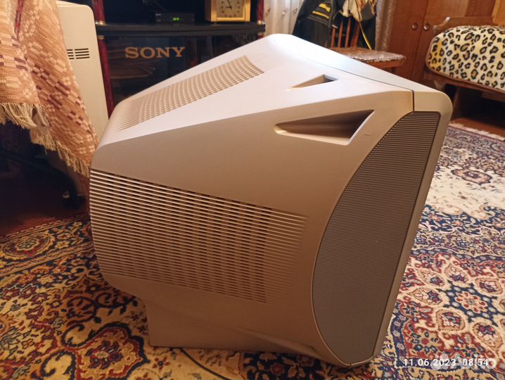 Телевизор Soni trinitron