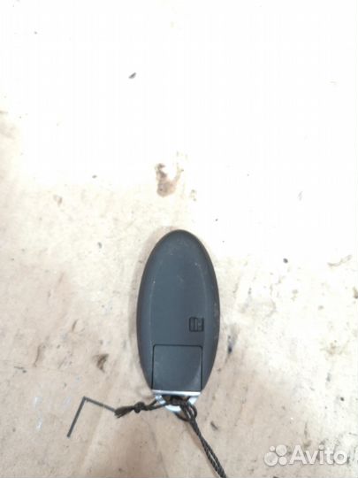 Ключ двери Nissan