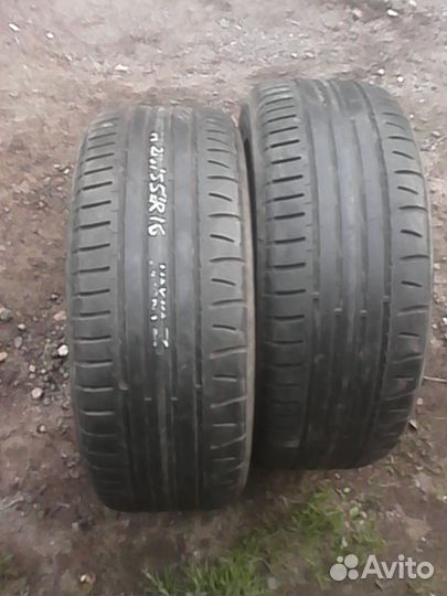 Nokian Tyres Hakka Z 215/55 R16