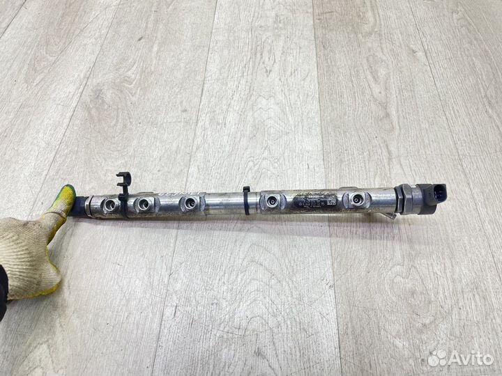 Топливная рампа Mercedes Vito Viano W639