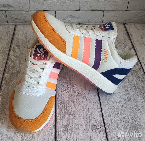 Кроссовки летние для девочек adidas iniki