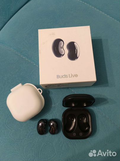 Samsung Galaxy buds live